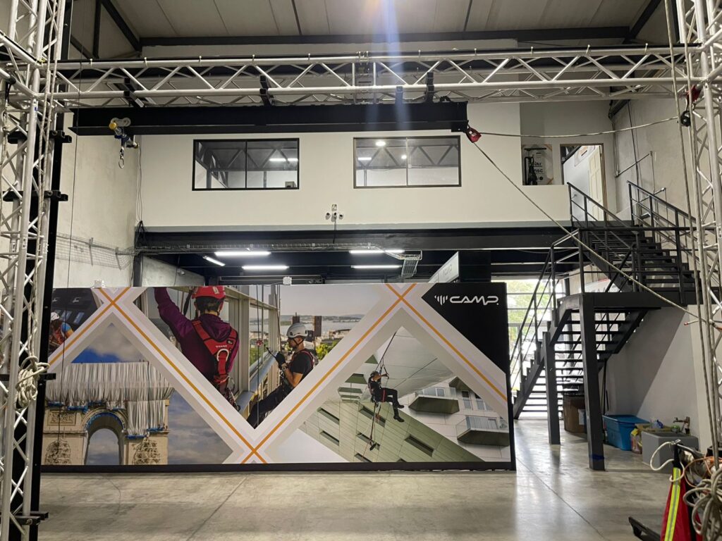 Estructuras y simuladores del Training Center TRAL